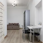 Διαμέρισμα Vidfort григоренка 4 *